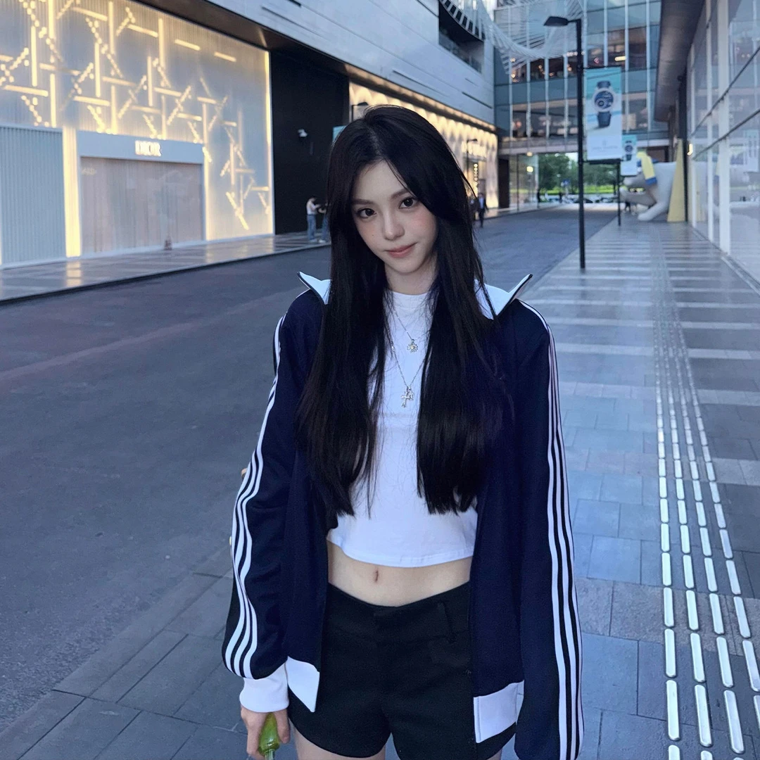 藏青色立领三条杠外套女2025新款早秋季小个子正肩夹克开衫短上衣