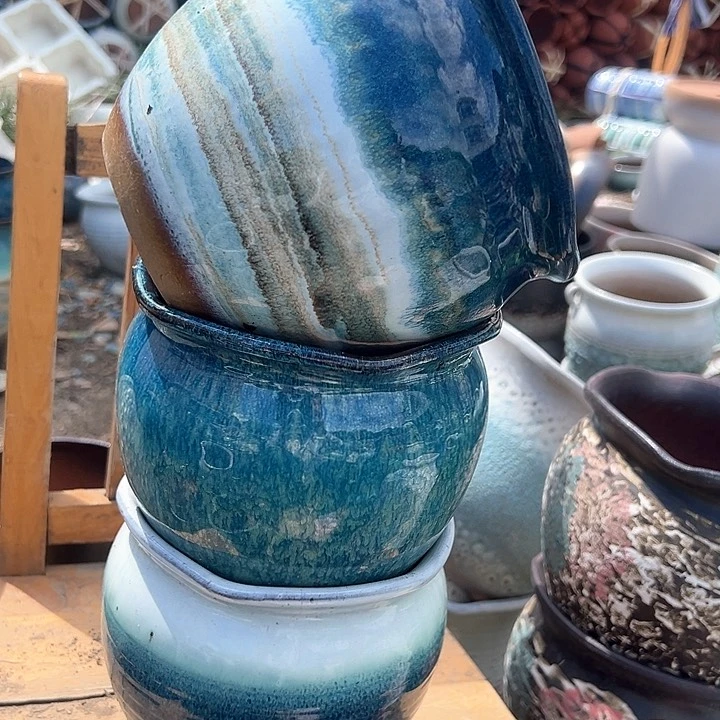 紫泥花盆口15高15。。。。。。。。。。。。