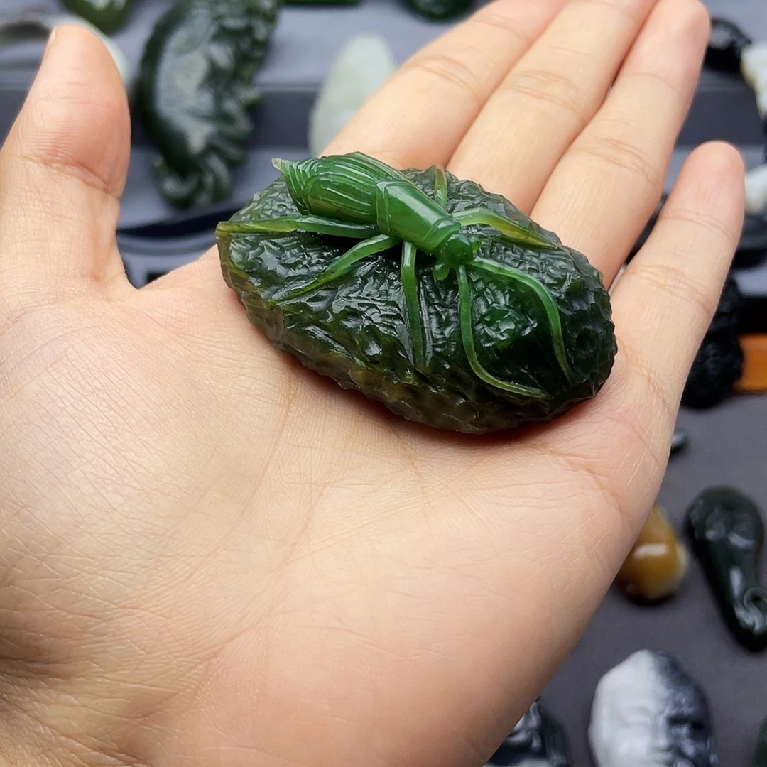 清***風和田玉未镶嵌颈饰