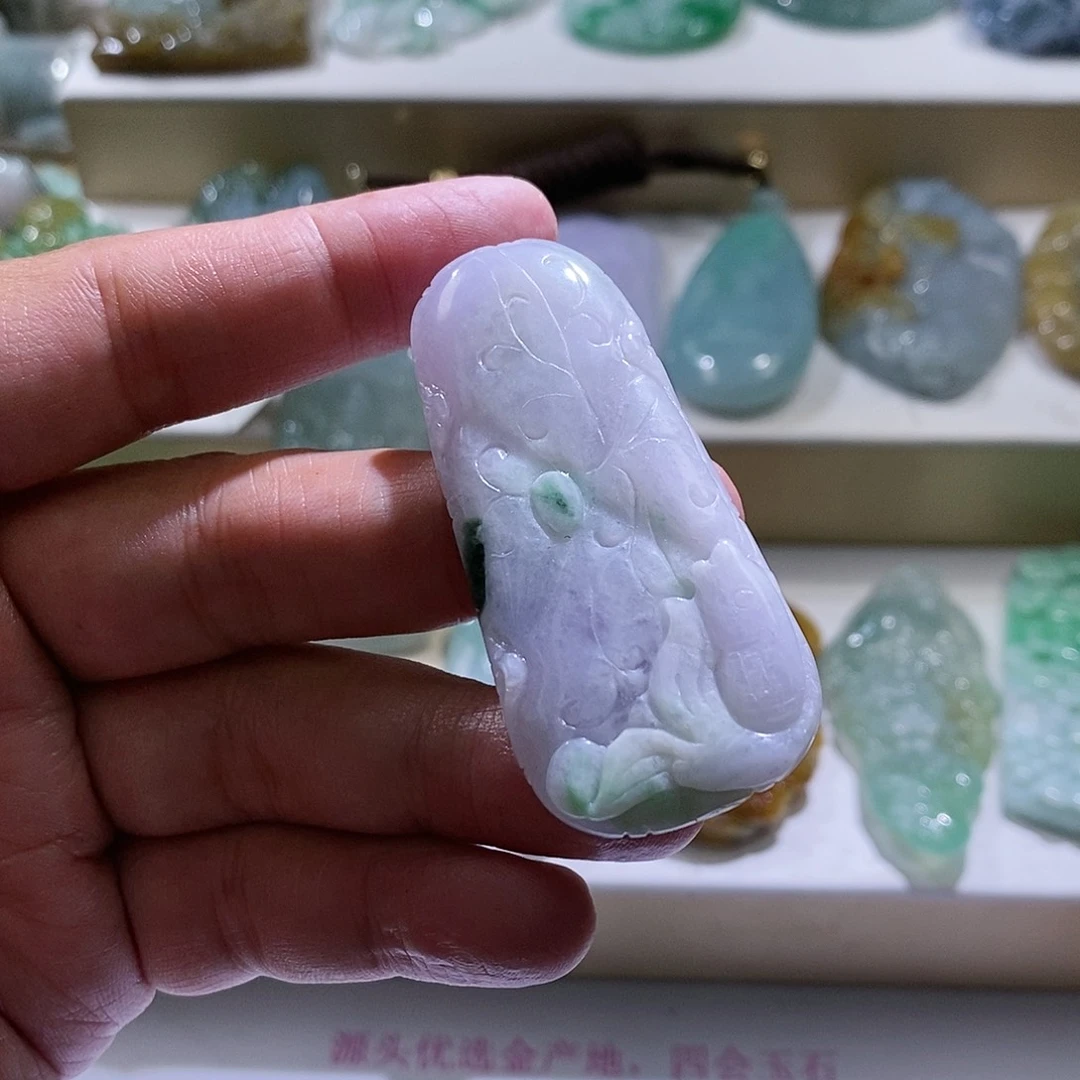 【闪购商品】翡翠颈饰未镶嵌荷叶鱼