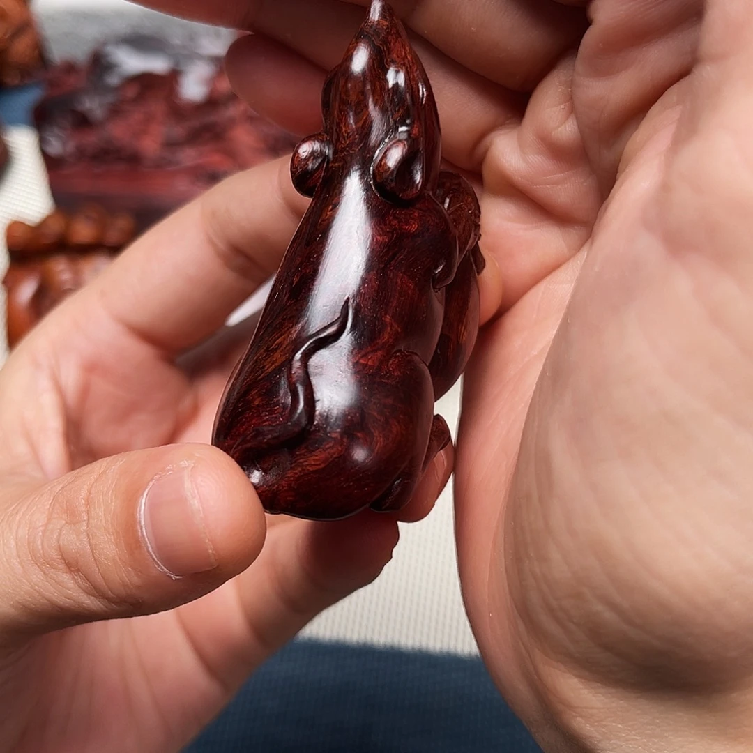 钱***，黄花梨/降香黄檀手串/手链