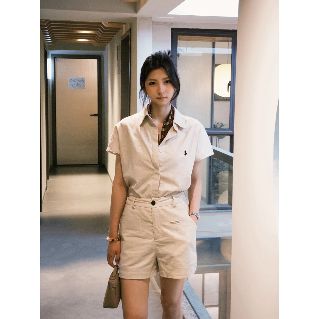 松弛感亚麻衬衫套装女夏季新款运动休闲短袖衬衫短裤棉麻料两件套