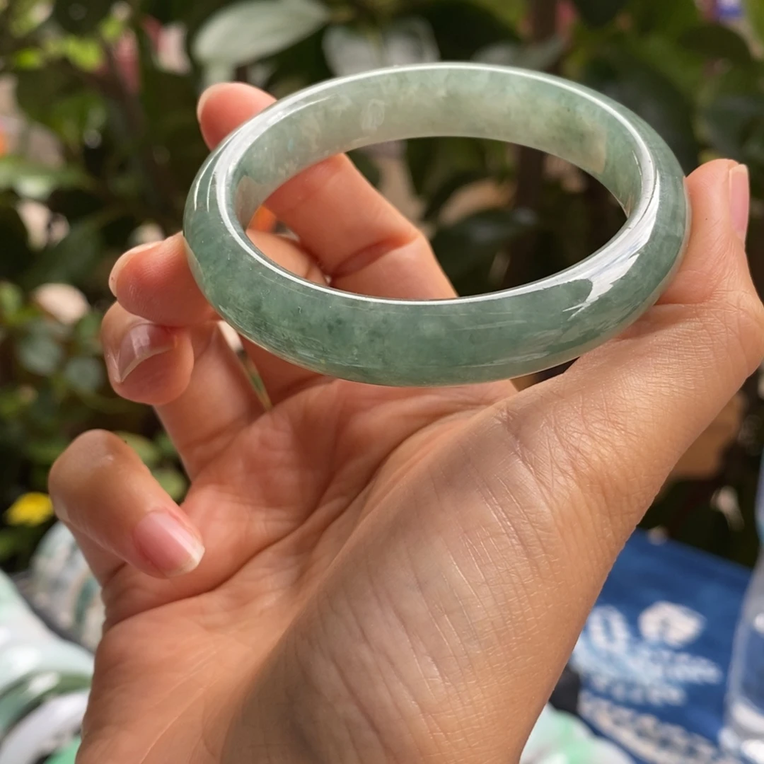 未镶嵌手镯翡翠52圈