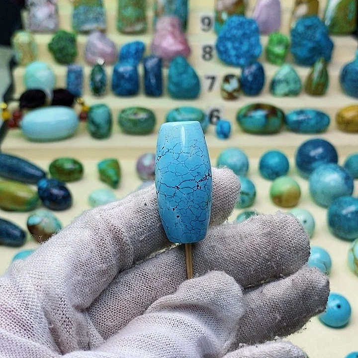 绿松石配饰未镶嵌