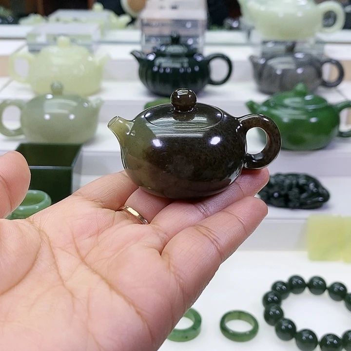 未镶嵌和田玉挂件弓*张把把壶