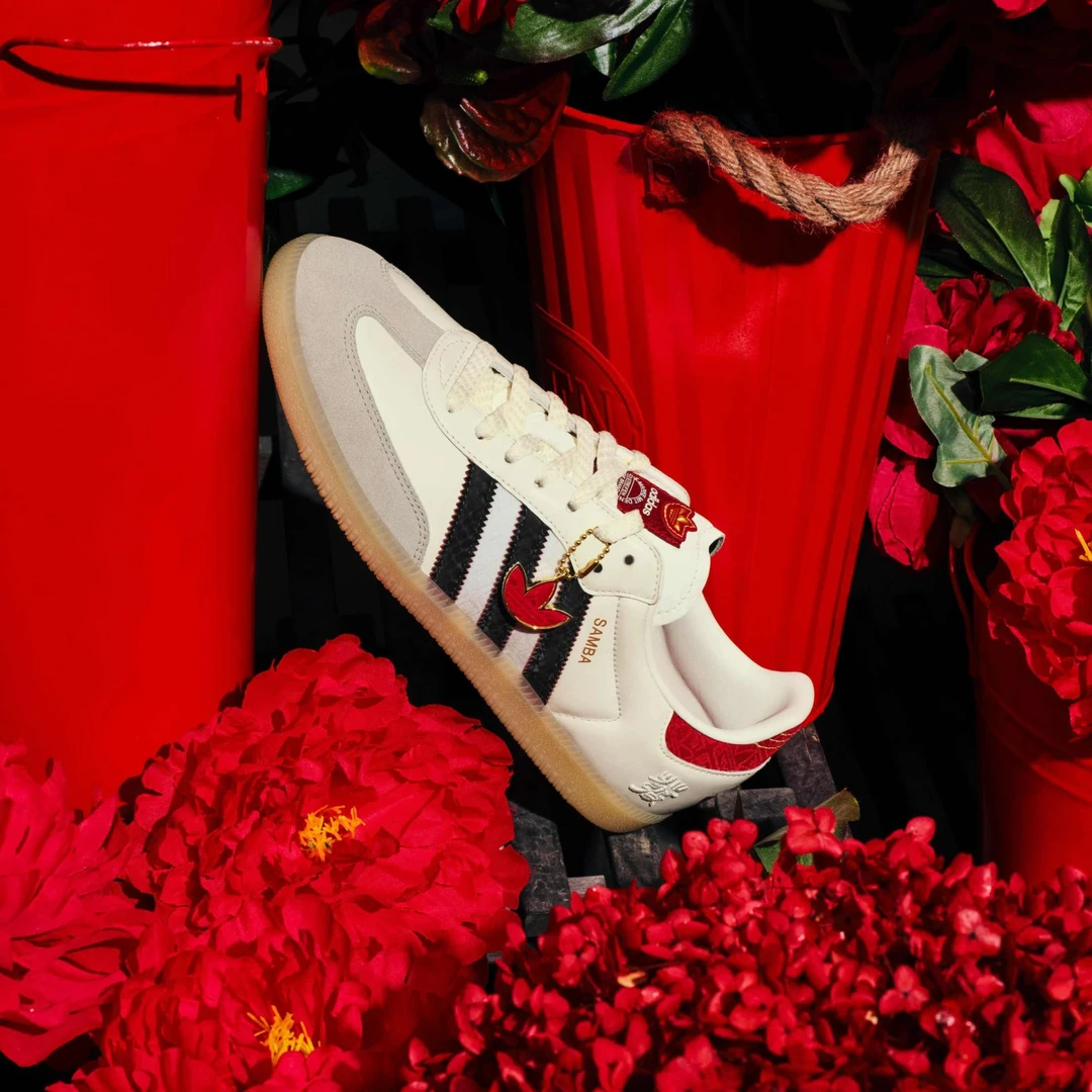 宋雨琦同款 adidas三叶草SAMBA CNY新年T头鞋 百搭德训鞋JQ5976