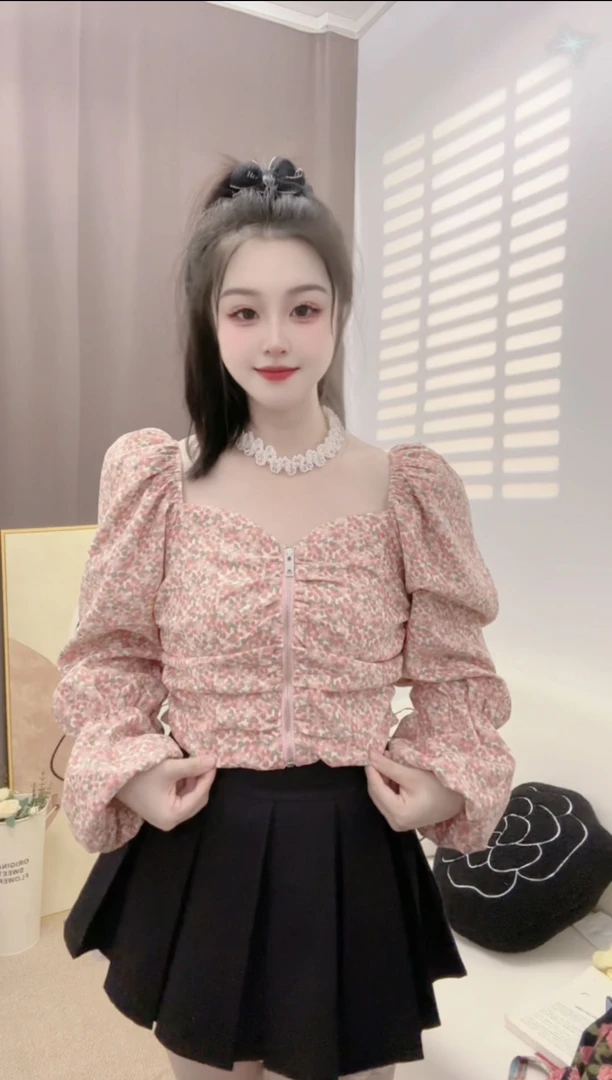 小仙女衣橱短款秋季法式方领碎花衬衫复古长袖一字肩小众洋气上衣