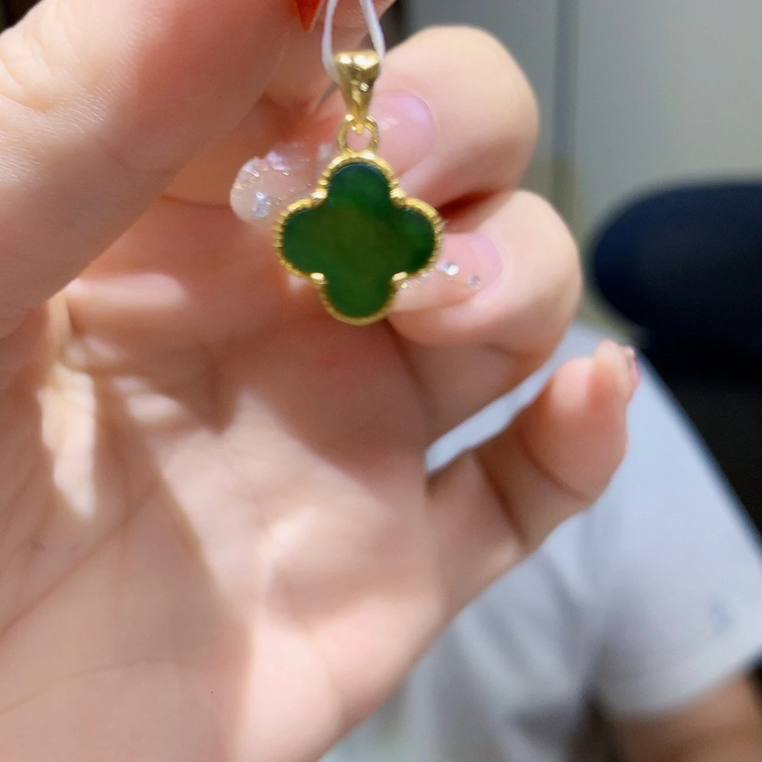 颈饰银S925镀金镶嵌和田玉（碧玉）