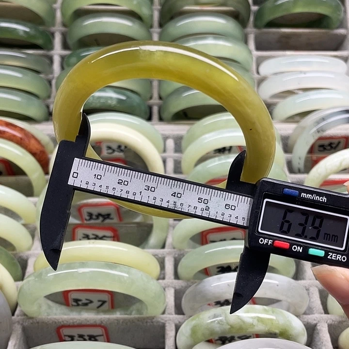 未镶嵌蛇纹石玉手镯338