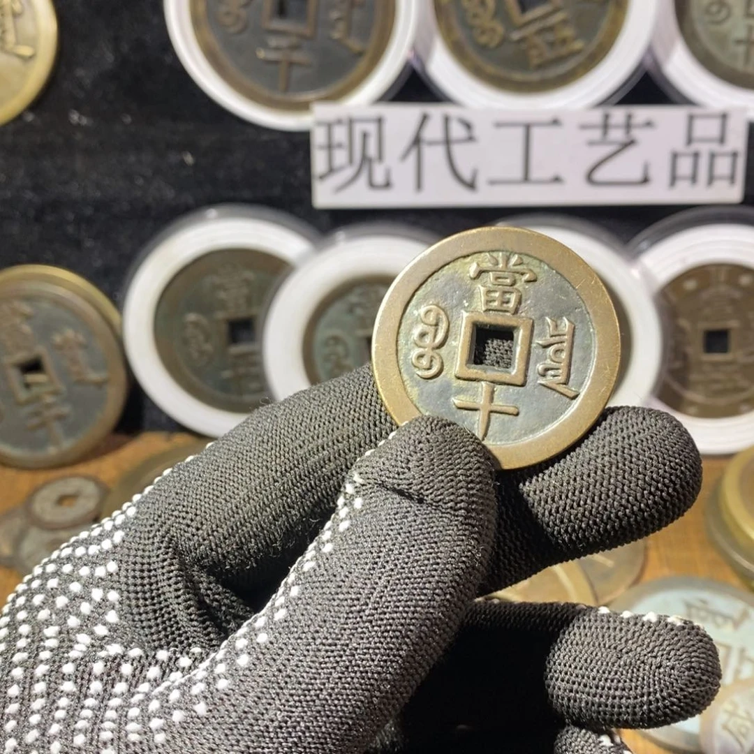独***长铜翻砂铸造现代工艺品