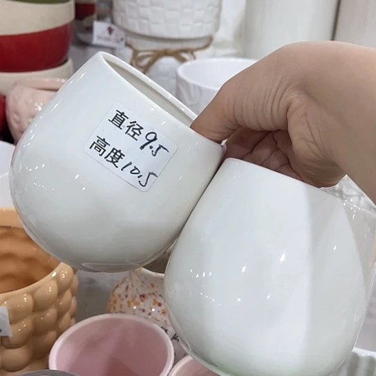 多肉绿植陶瓷花盆9.9包邮，有孔