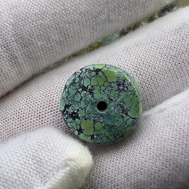 南红玛瑙未镶嵌珠宝奇石