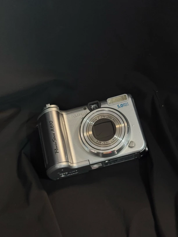 9新 Canon/佳能 a610 银色 翻转屏复古ccd数码相机可自拍