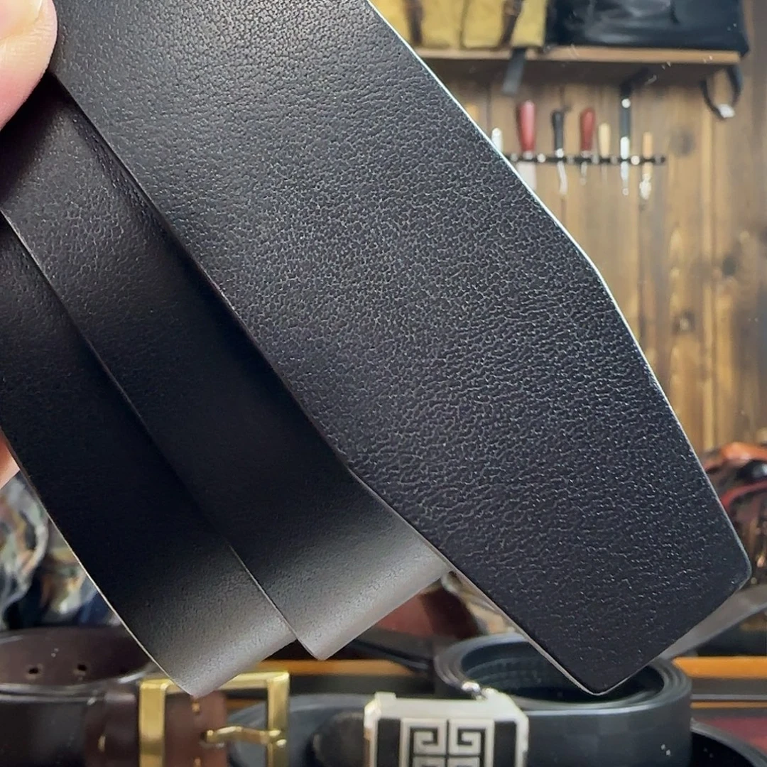 3.8厘米宽自动扣头层牛皮带身