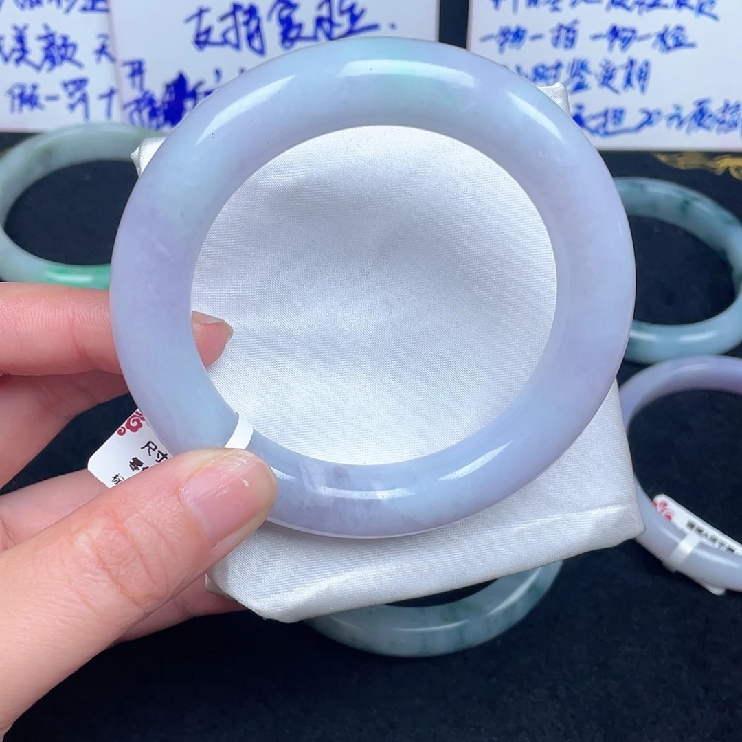 翡翠未镶嵌手镯053