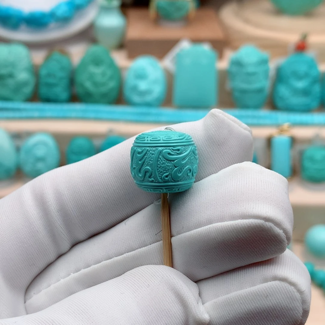 绿松石珠宝奇石未镶嵌重：4.36克