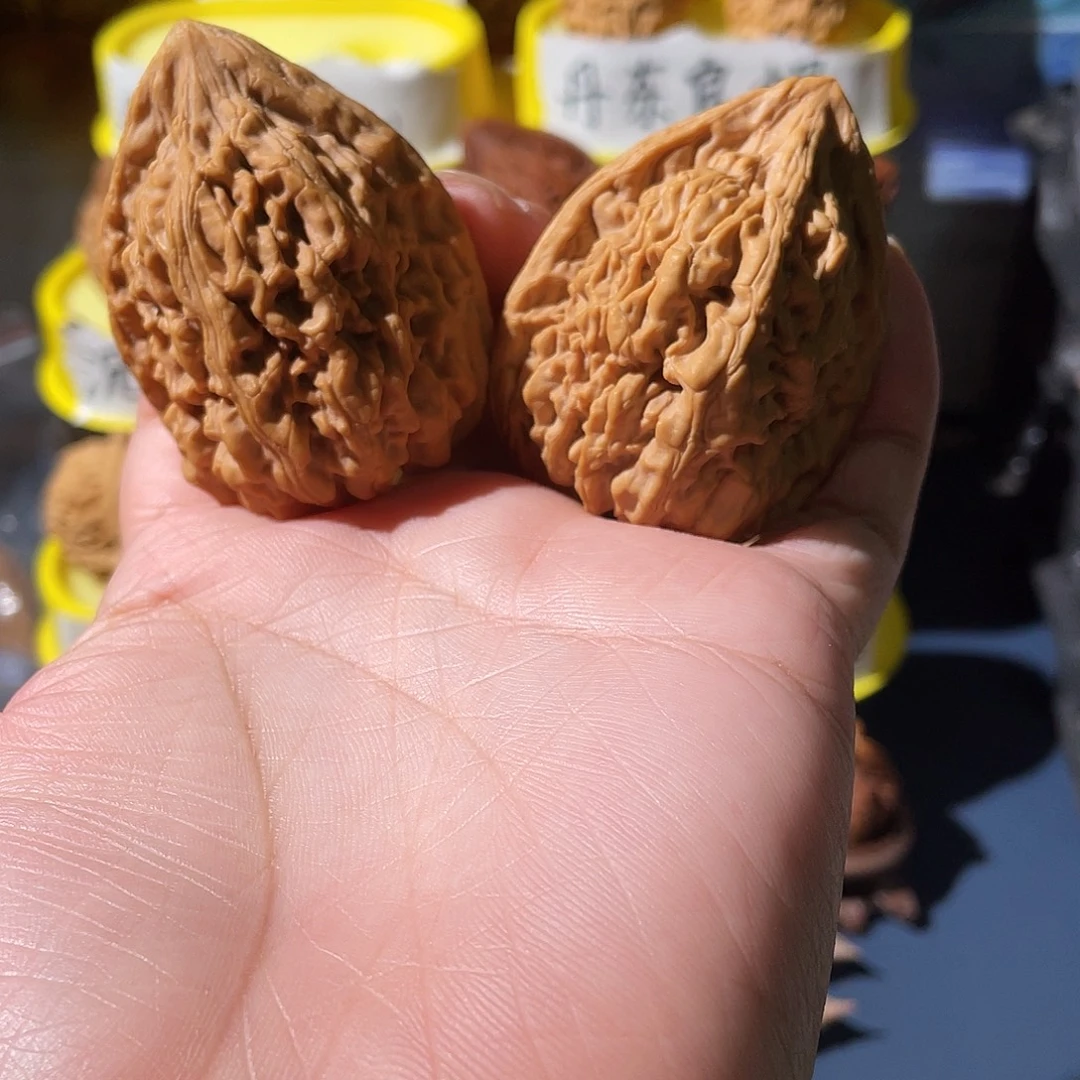 文玩核桃吊坠头货丹鸡