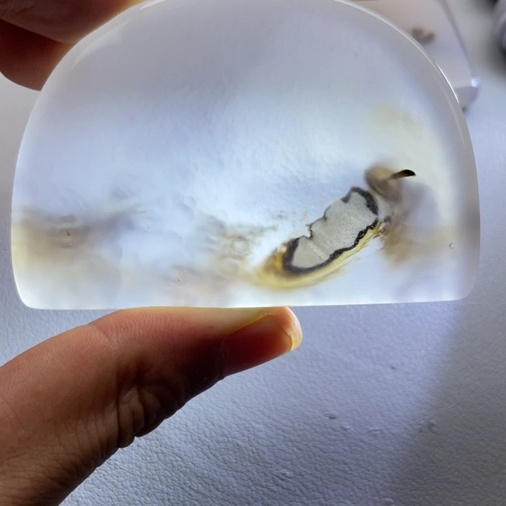 玛瑙/玉髓颈饰未镶嵌穿**空