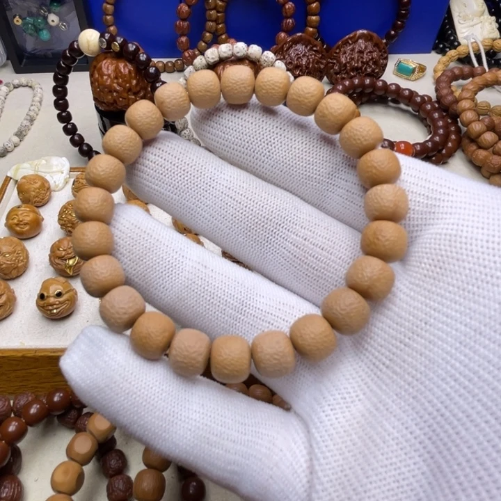 馬***儿猴头核桃手串黑点福利