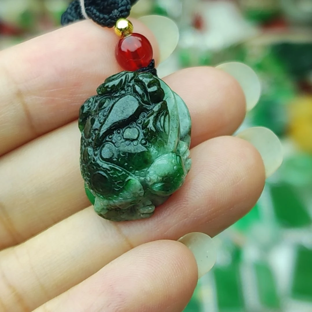 颈饰未镶嵌翡翠7