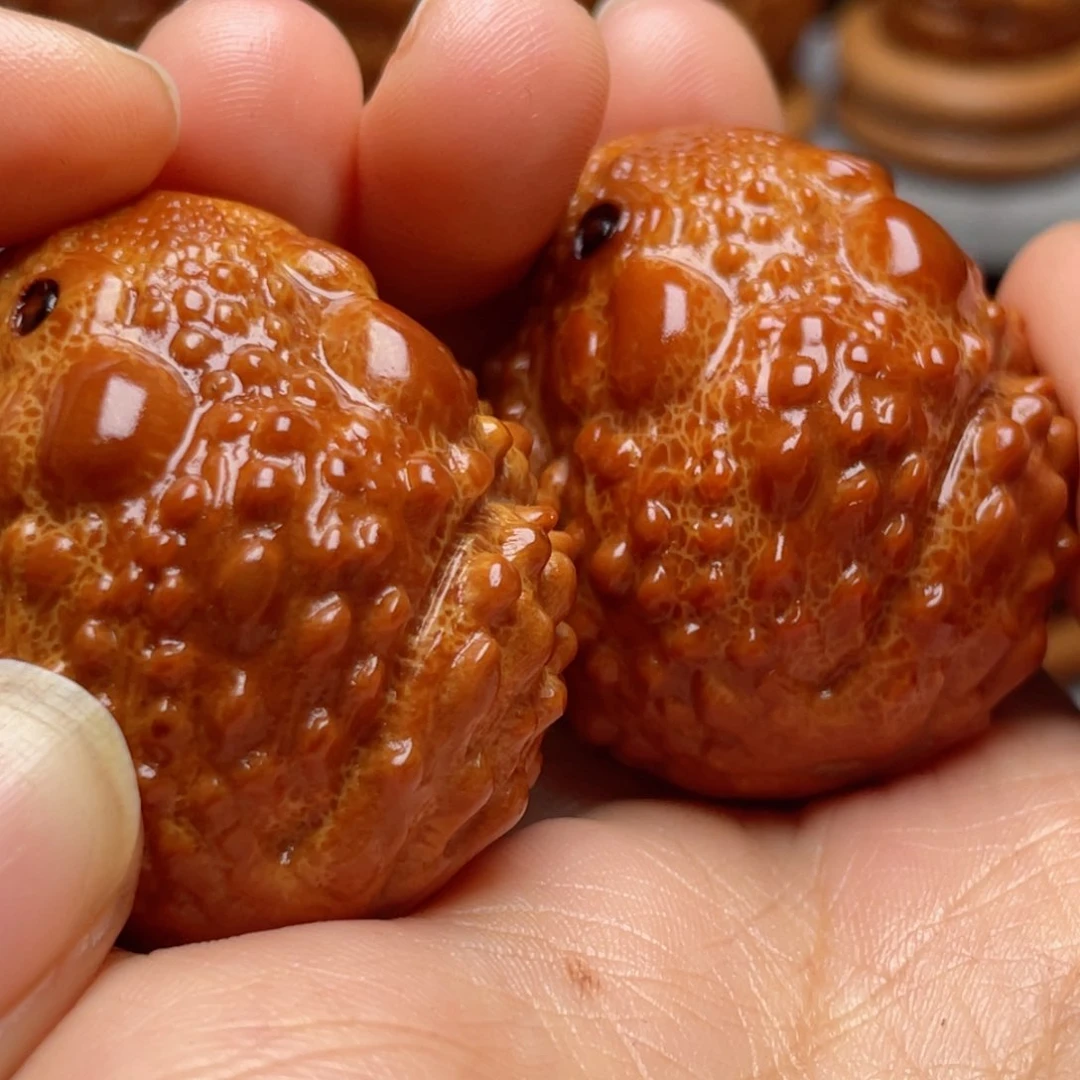 吊坠橄榄核金蟾手球3.5