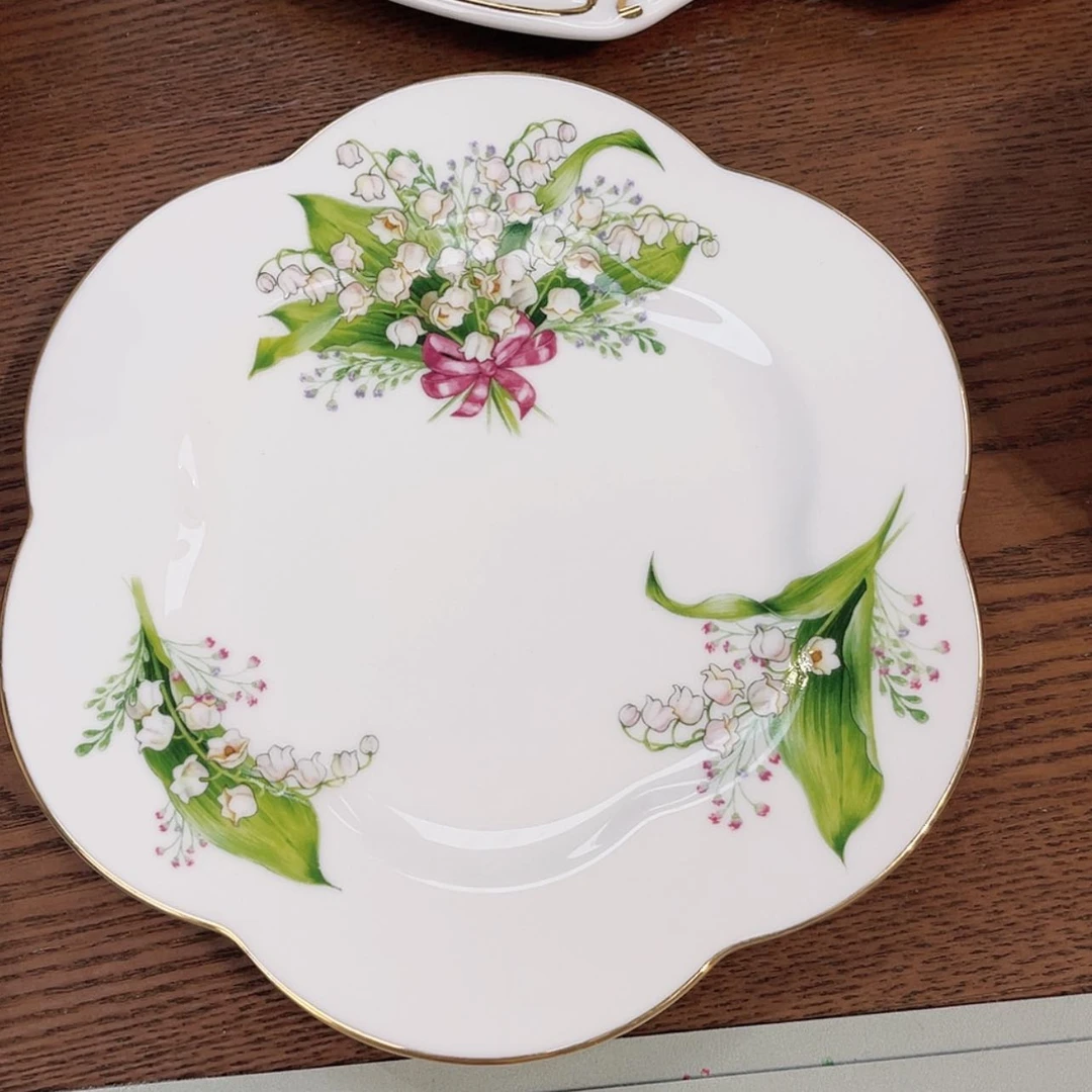 【闪购商品】瓷片8寸—————————
