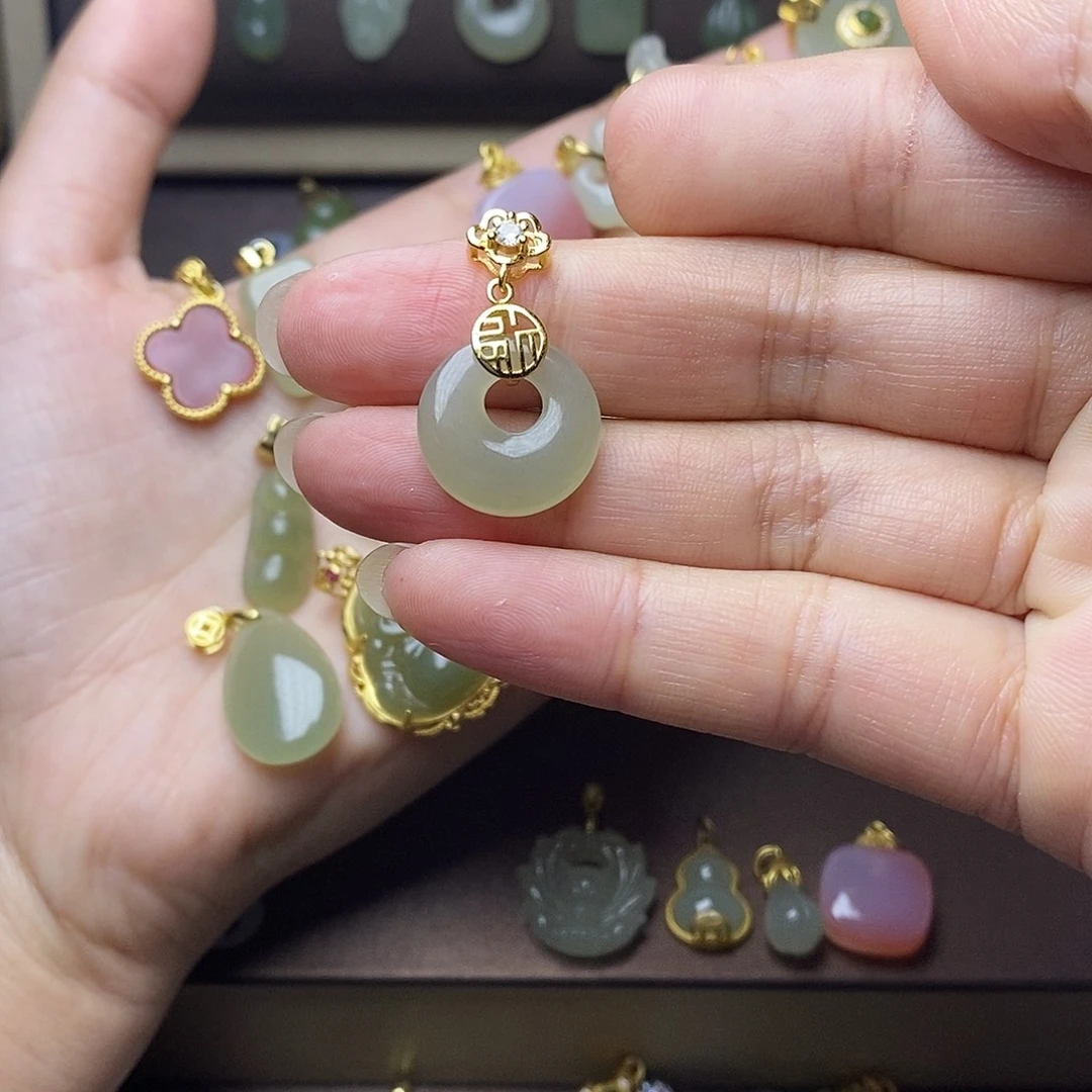 和田玉颈饰银S925镶嵌