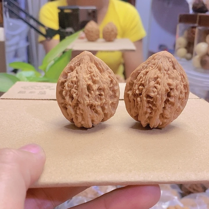 【闪购商品】文玩核桃把件41大古石小众练手