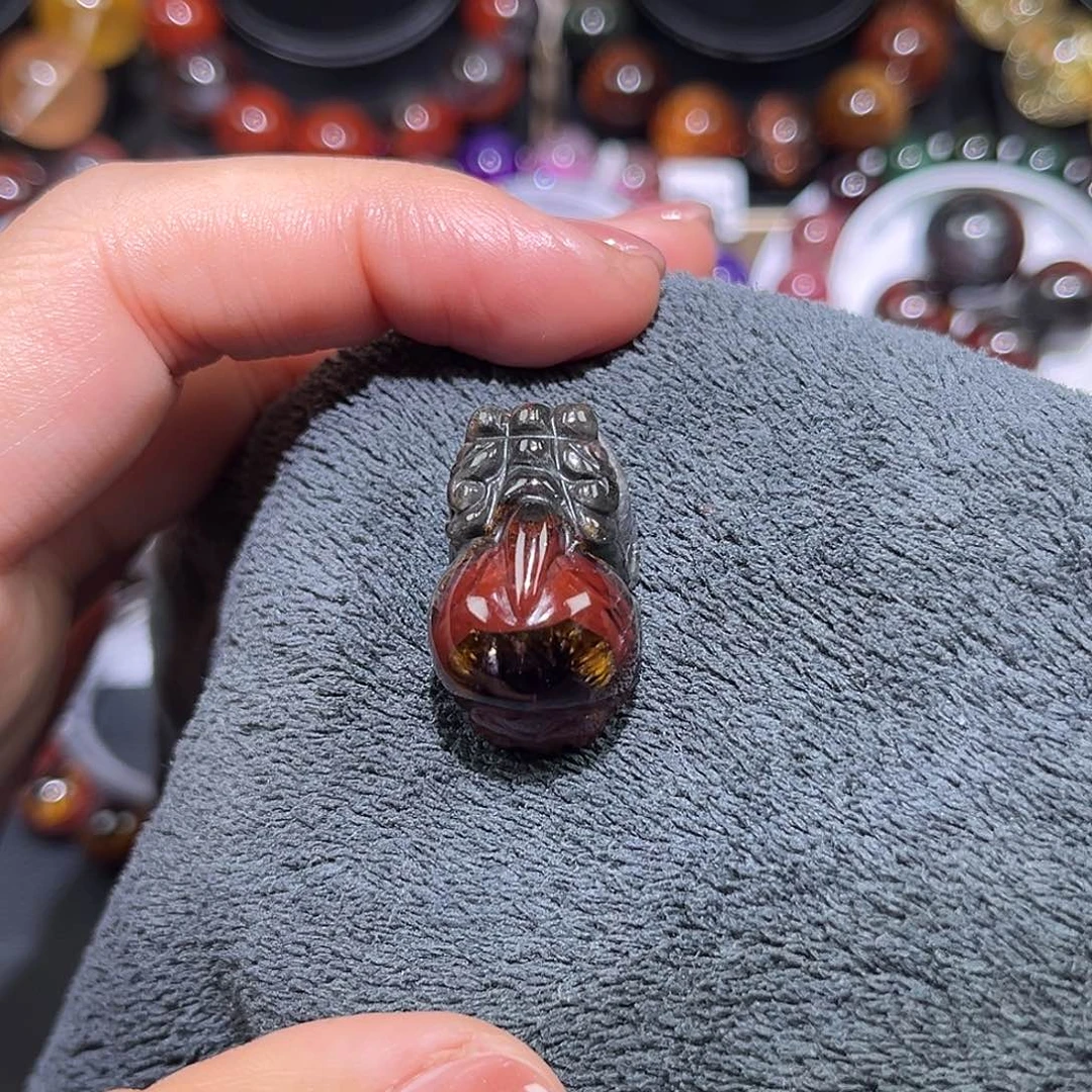 *****水晶珠宝半成品未镶嵌极光貔貅