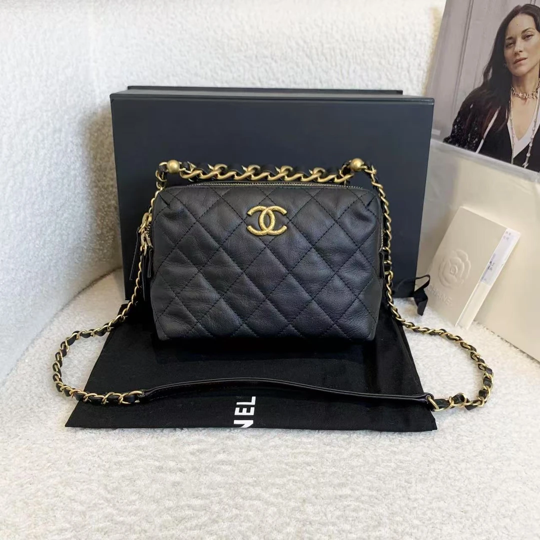 99新 Chanel/香奈儿 十一壹臻/22S黑金宽手柄保龄球 19604193