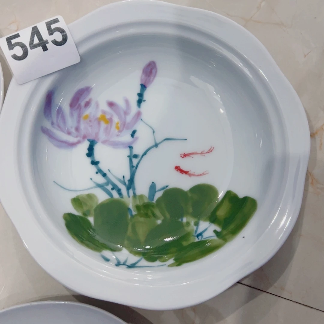 景德镇陶瓷手工手绘制作