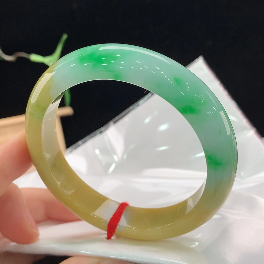 翡翠未镶嵌手镯2091