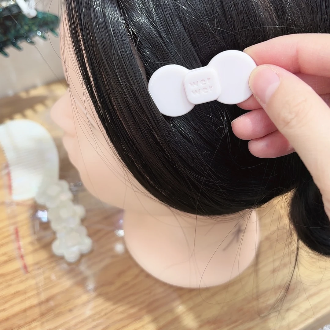 皮质铁合金小号粉色蝴蝶结