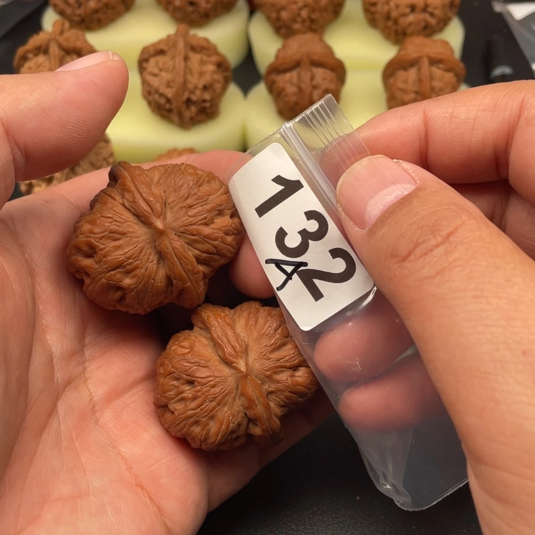 吊坠文玩核桃元宝44