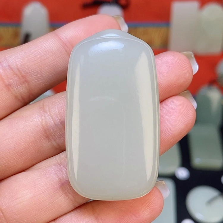 【闪购商品】颈饰未镶嵌和田玉