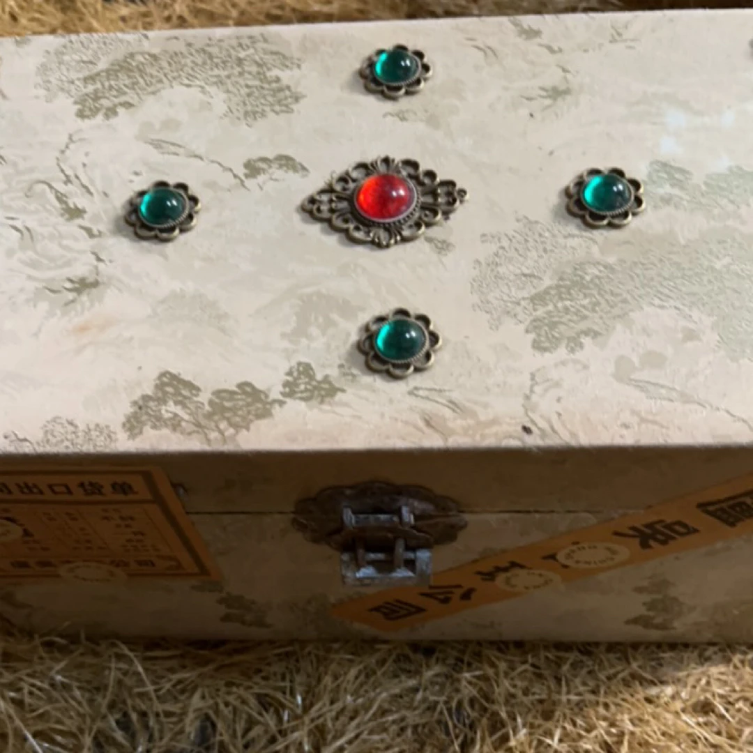 【闪购商品】木摆件高端精美浅色山水盒一件链接