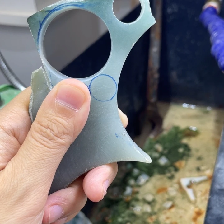 用***8定制翡翠未镶嵌边角料