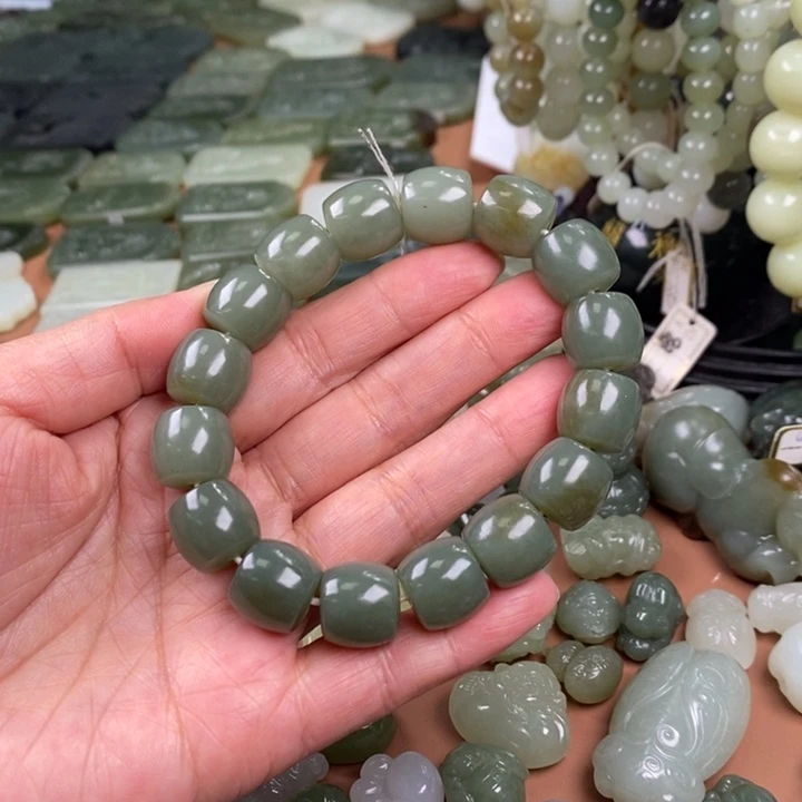 和田玉未镶嵌手链