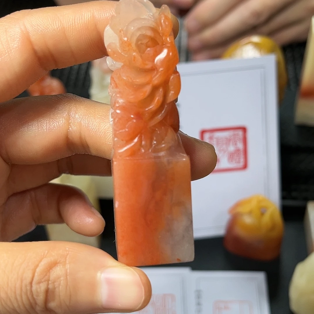 寿山石印石这么大岁数怎么会