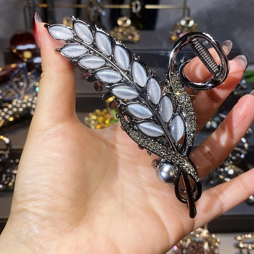 合成立方氧化锆铁合金