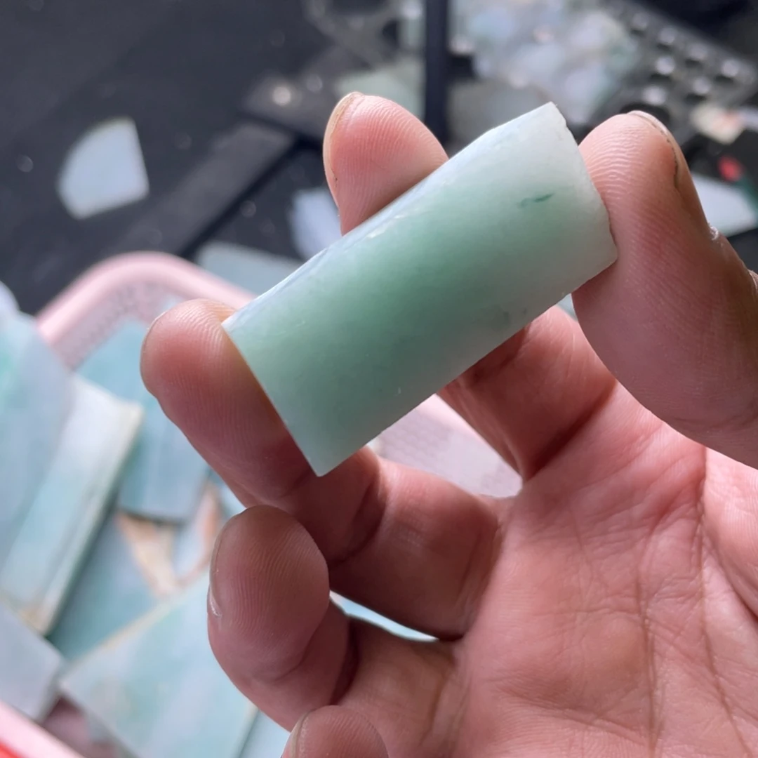 定制翡翠未镶嵌翡翠