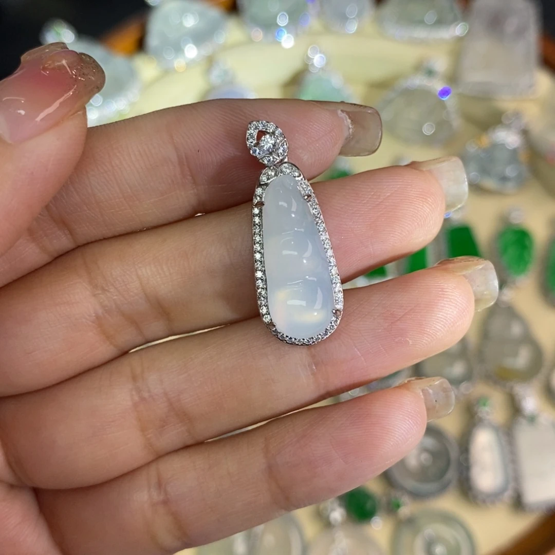 翡翠银S925镶嵌颈饰A货翡翠