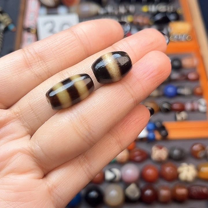 玛瑙/玉髓珠宝半成品未镶嵌佛**照