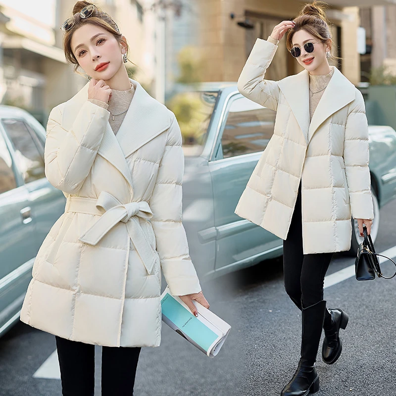 羽绒服女中长款冬装新款韩系高端设计感系带收腰大翻领白鸭绒外套