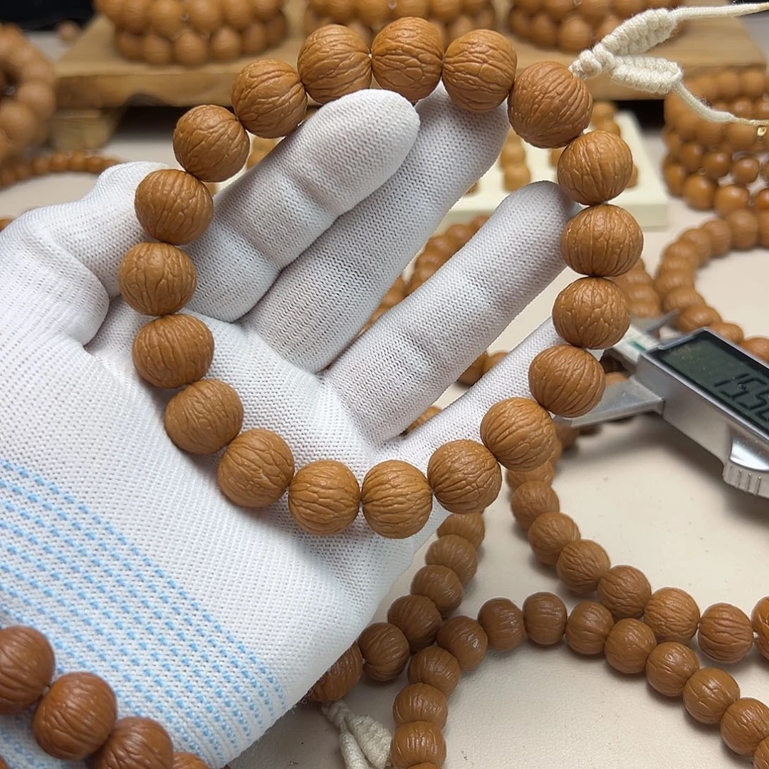 猴头核桃吊坠风雨15左右