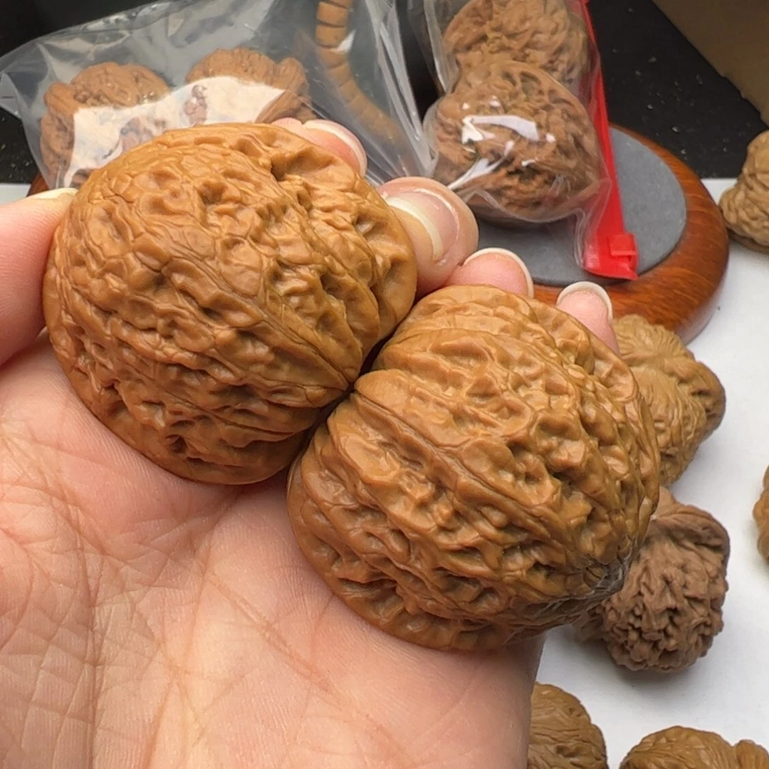 文玩核桃吊坠39铁锤