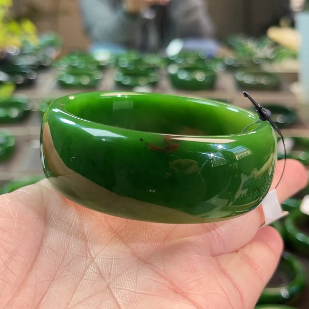 未镶嵌手镯和田玉（碧玉）