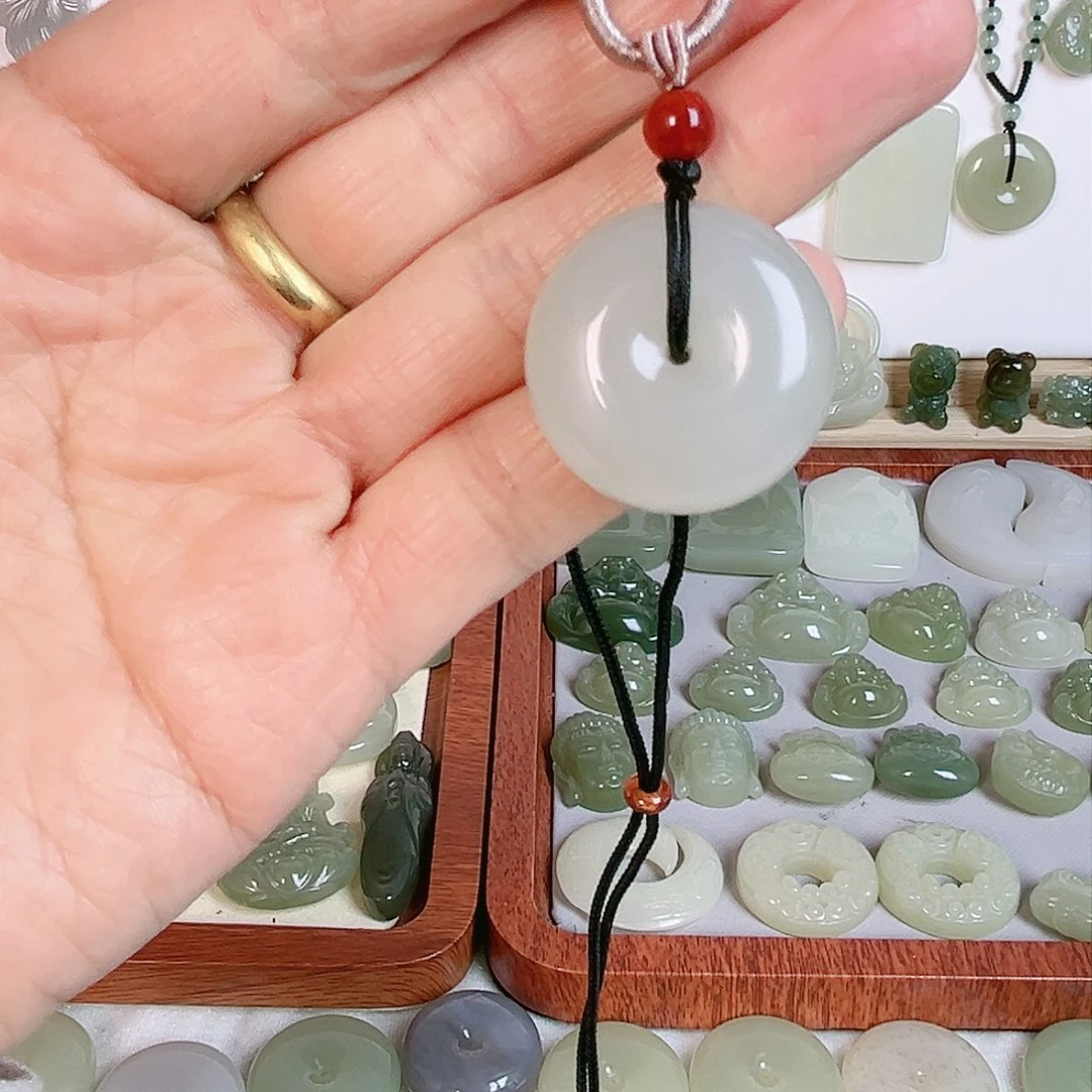 和田玉吊坠(不含链)未镶嵌