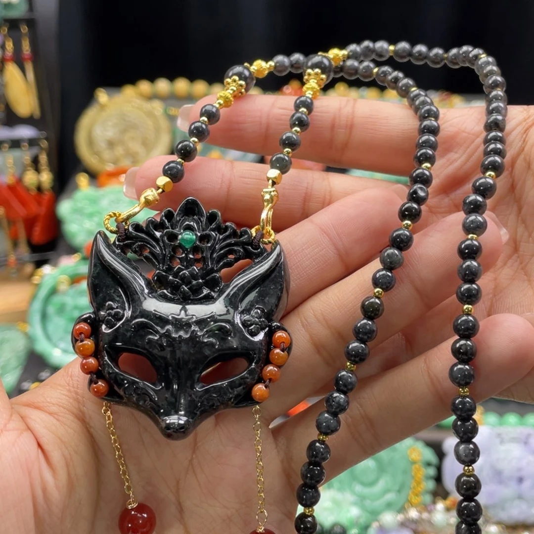 翡翠颈饰未镶嵌代编织