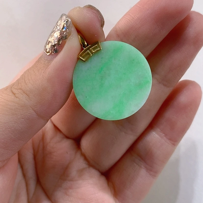 【闪购商品】翡翠18K金镶嵌颈饰吊坠